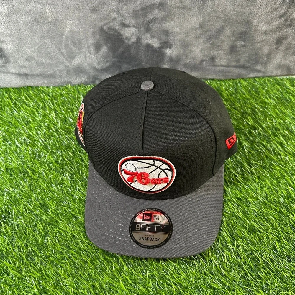 New Era 9FIFTY Philadelphia 76ers Hat Mens One Size Black‎ Graphite Snapback NWT